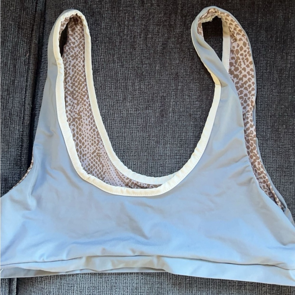 ACACIA top